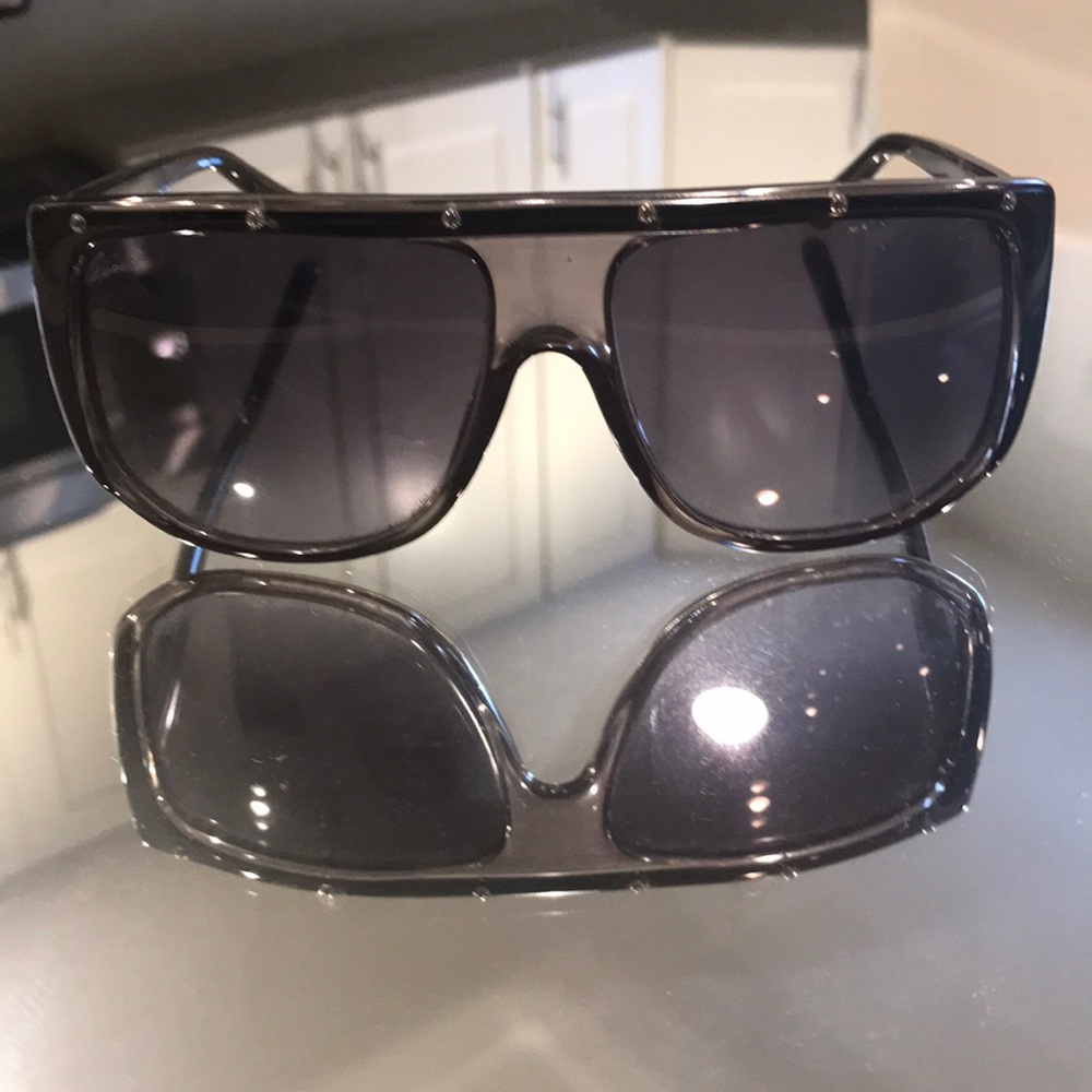 Gucci Sunglasses Style #3705